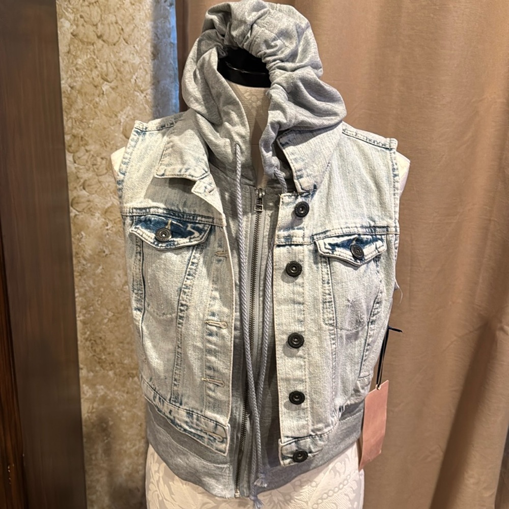 Highway Jeans vest size large nwt